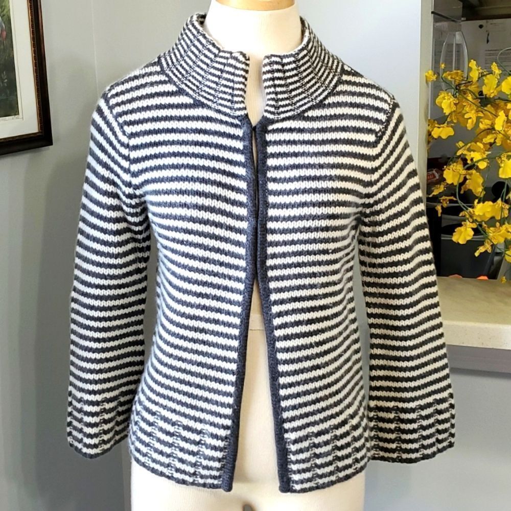 TALBOTS, sweater sz‎ small. 60% Merino wool, 27% Lambs Wool 8% rabbit hair. Gray
